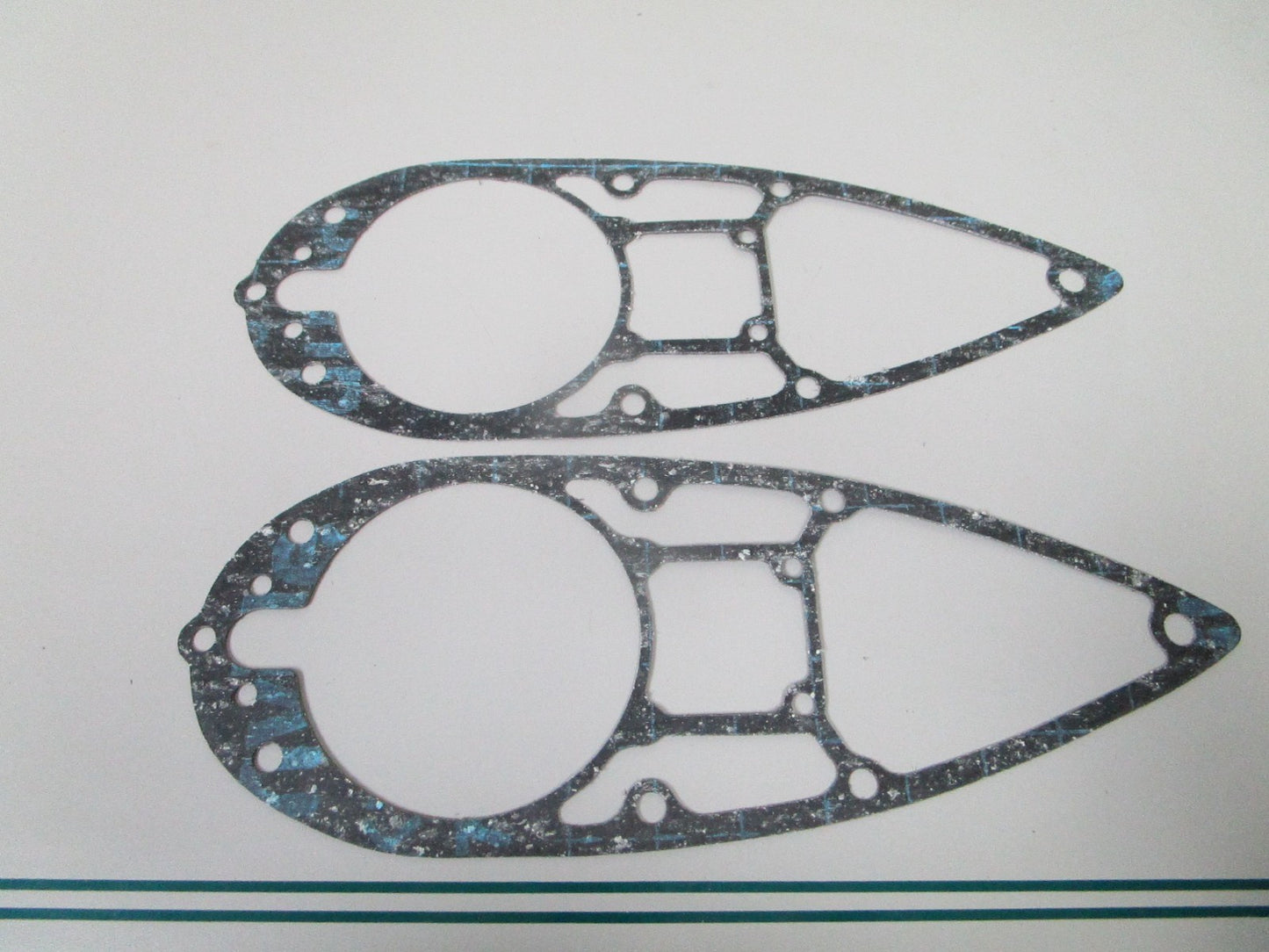 NEW OEM (LOT OF 2) 312751 0312751 OMC Johnson Evinrude Gearcase Ext. Gasket 0810