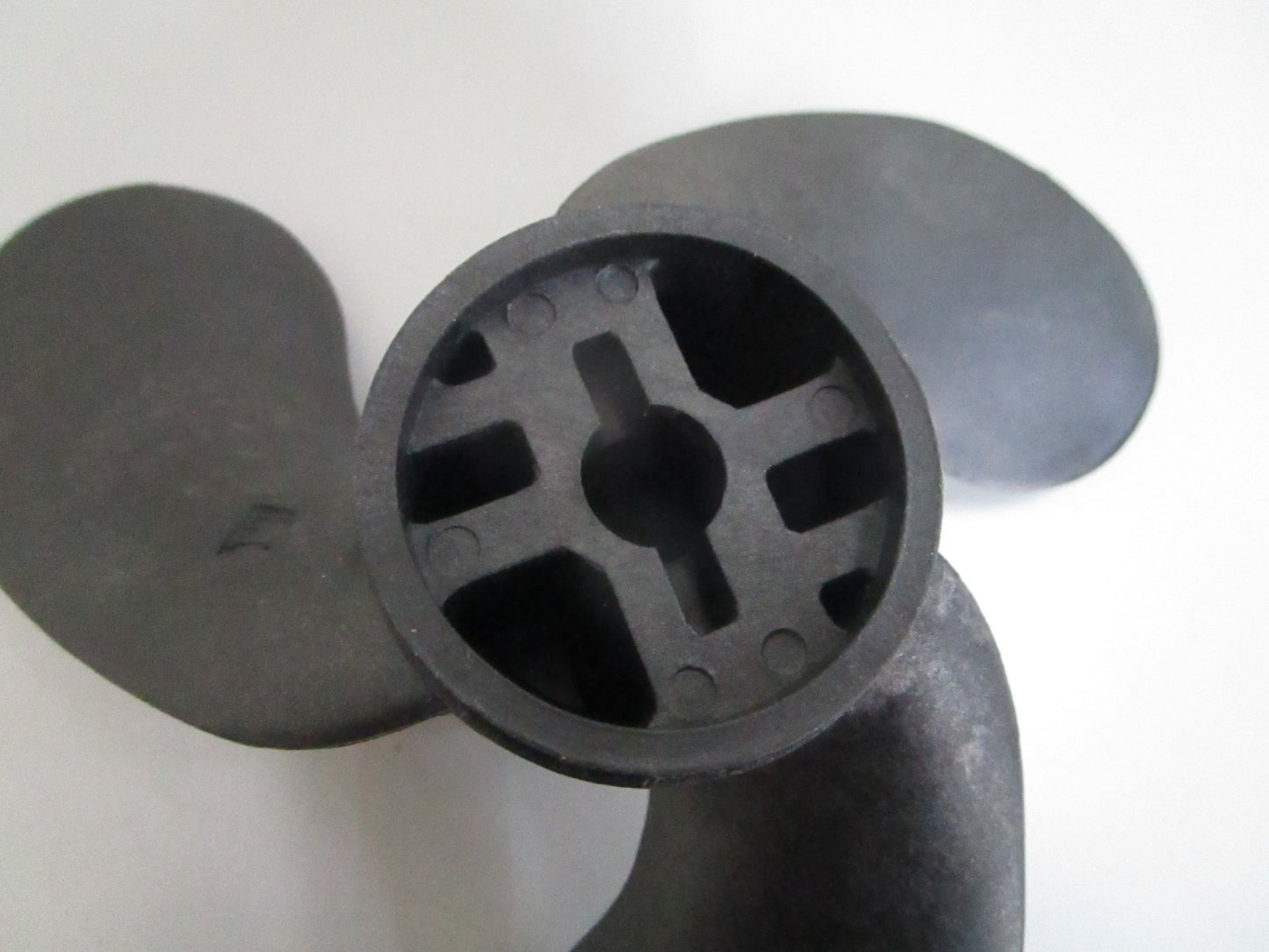 *NEW OEM* 0820 Tohatsu 3-Blade Propeller 3F0-64101-0