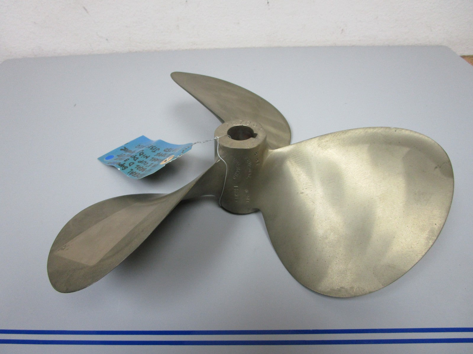 *NEW OEM* 0720 Dyna-jet Cupped Nibral 3 Blade 13x 15 RH  1" SAE Propeller 207094