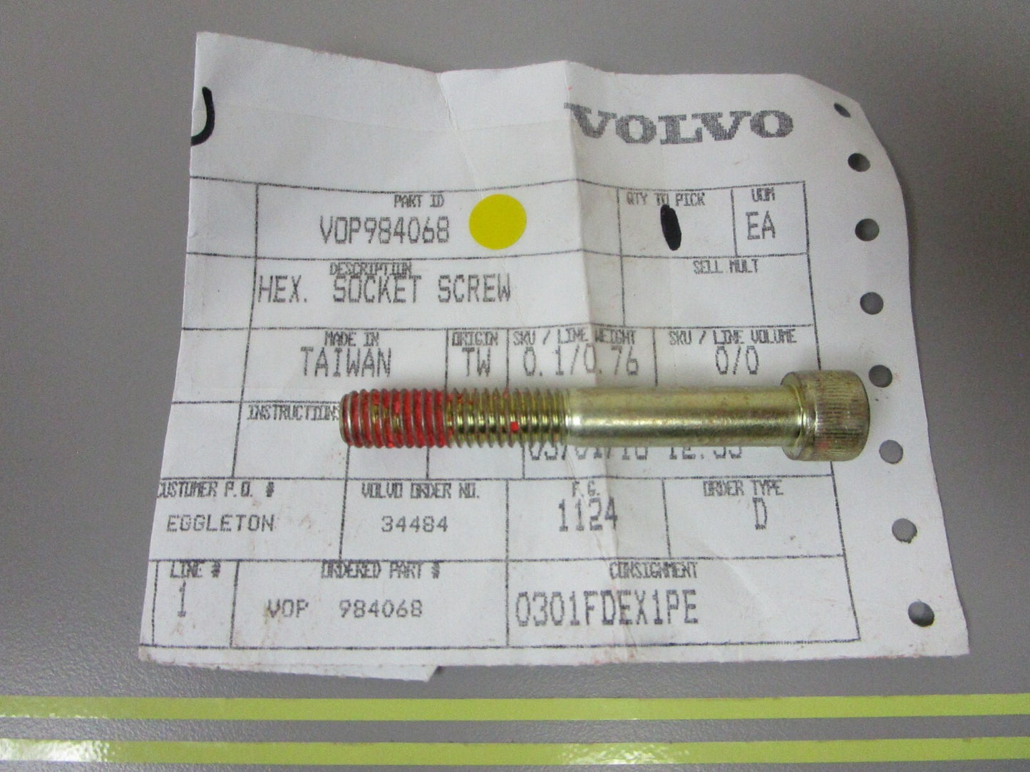 *NEW OEM* 0810 Volvo Penta Hexagon Socket Screw 984068