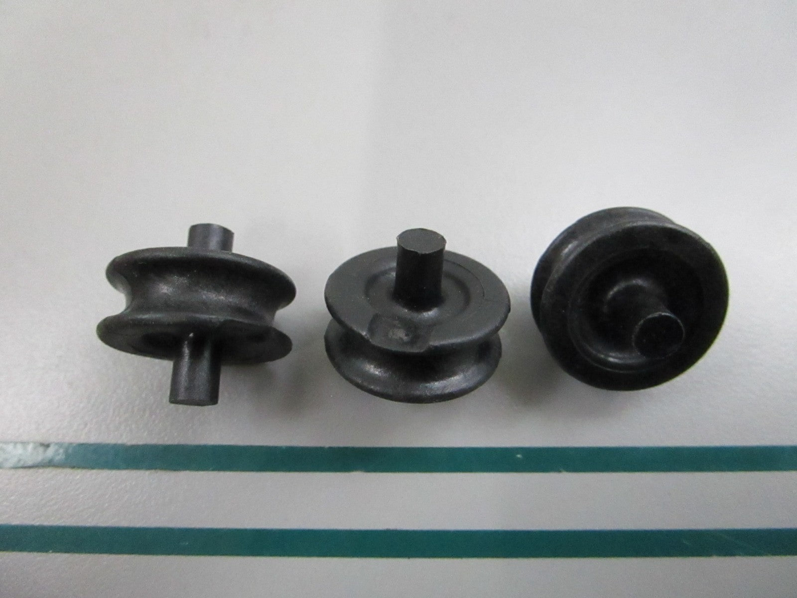 NEW OEM (LOT OF 3) 345734 Jacobsen Pulley Guide 0810