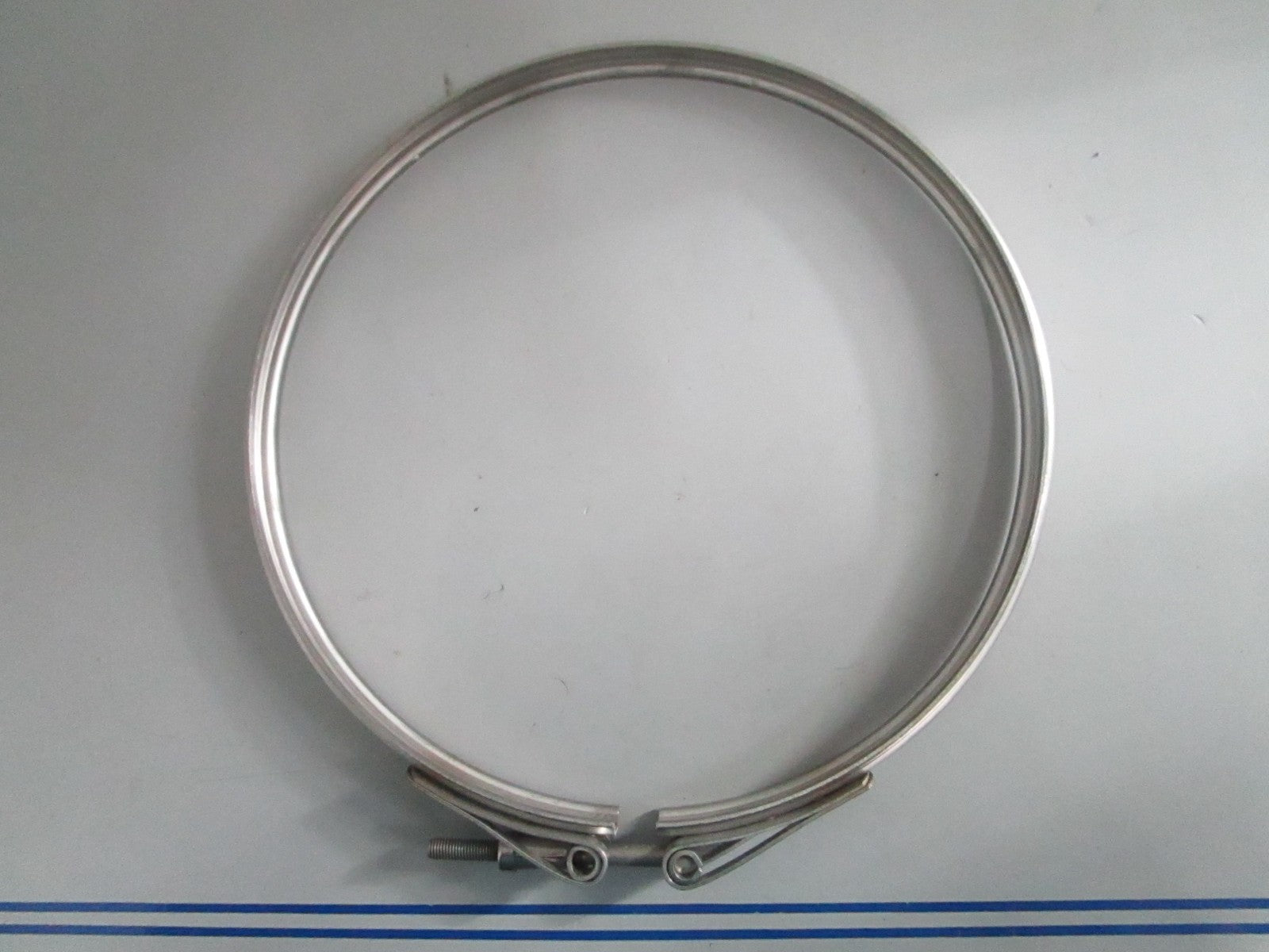 NEW OEM Cummins 3532045 V-Band Clamp 0820