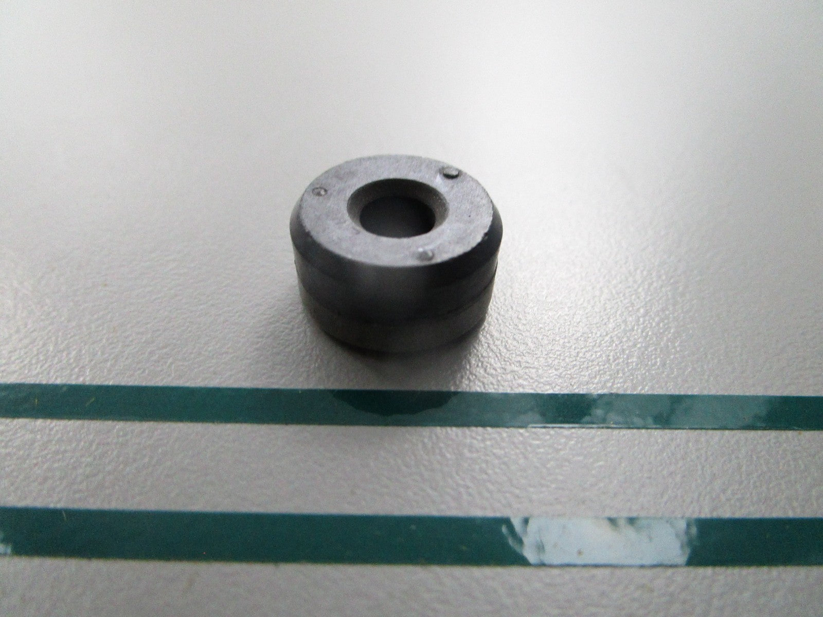 NEW OEM 26-817472 Mercury Quicksilver Seal 0810