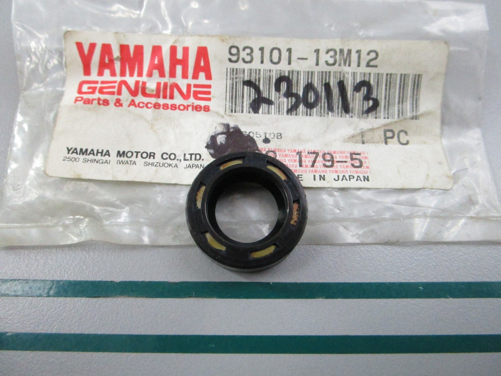 NEW OEM 93101-13M12-00 Yamaha Oil Seal 0810