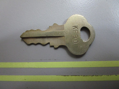 *NEW OEM* 0810 OMC Johnson Evinrude Ignition Key KF90 501605 0501605