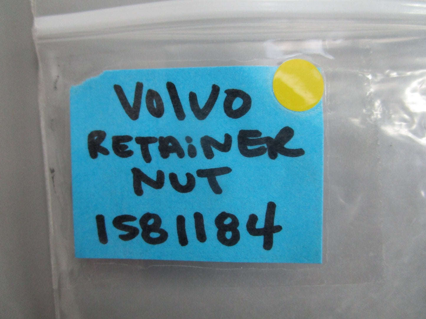 *NEW OEM* 0810 Volvo Penta Retainer Nut 1581184
