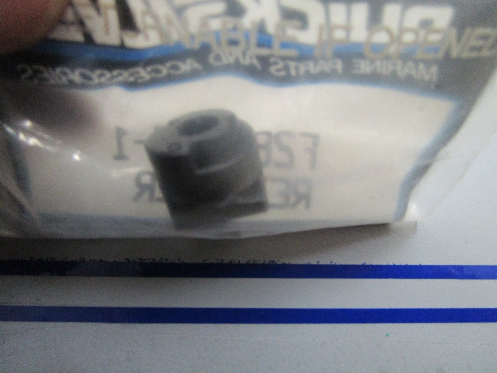 *NEW OEM* 0810 Mercury Quicksilver Retainer F286737-1