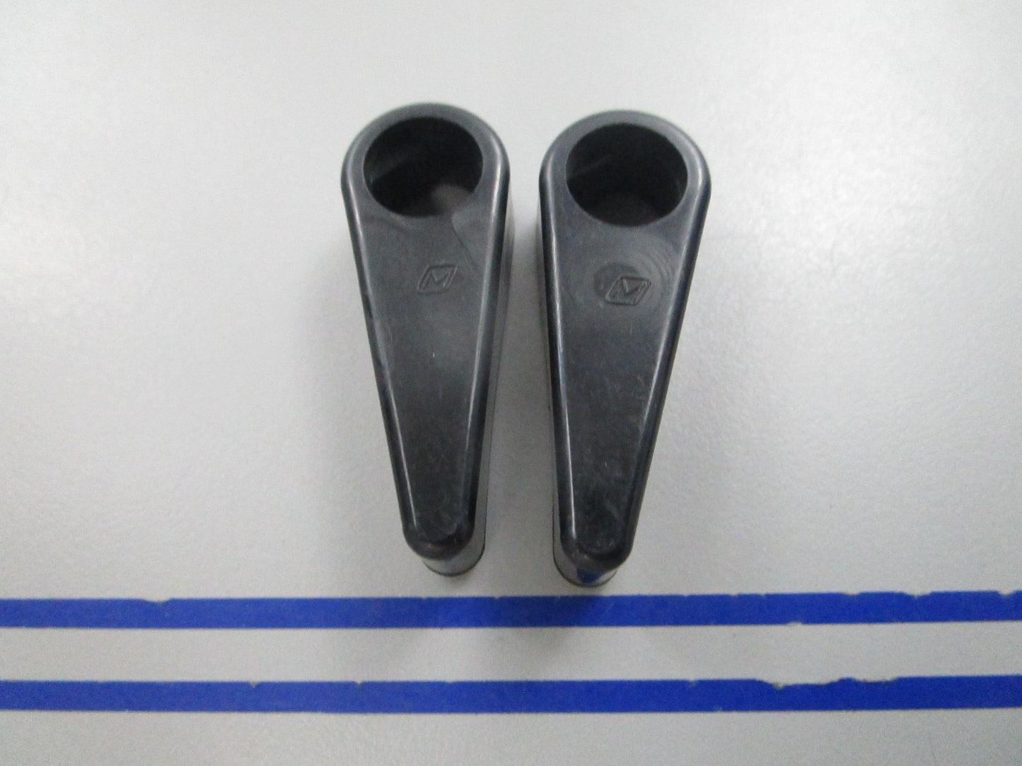NEW OEM (LOT OF 2) 313790 0313790 OMC Johnson Evinrude Adjustment Lever 0810