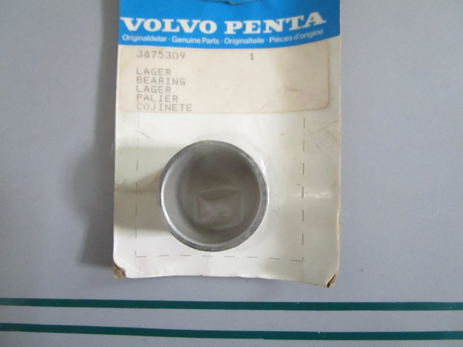 NEW OEM 3875309 Volvo Penta Bearing 0820