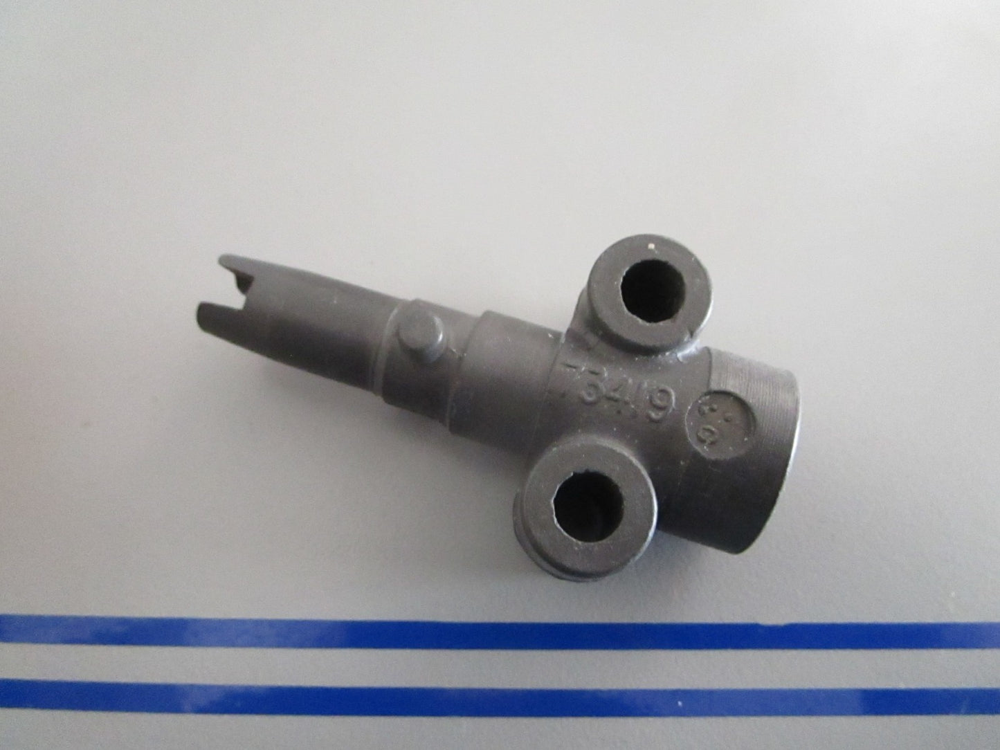 *NEW OEM* 0720 Mercury Quicksilver Adaptor 22833