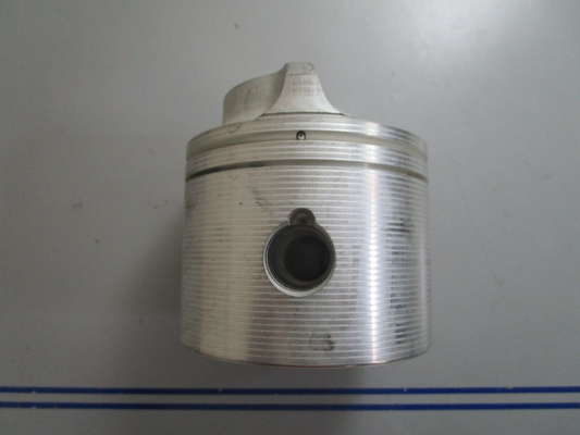 *NEW OEM* 0770 OMC Johnson Evinrude Piston Assembly 392455 0392455