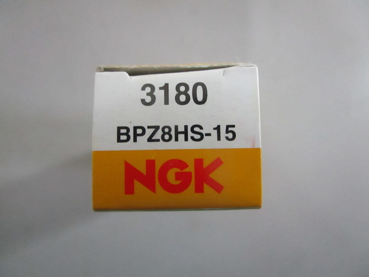 NEW OEM (LOT OF 8) BPZ8HS-15 NGK Spark Plug 0820