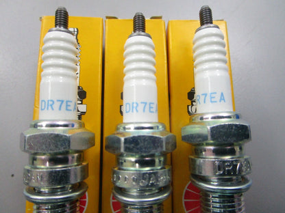 NEW (LOT OF 3) DR7EA NGK Spark Plug 0810