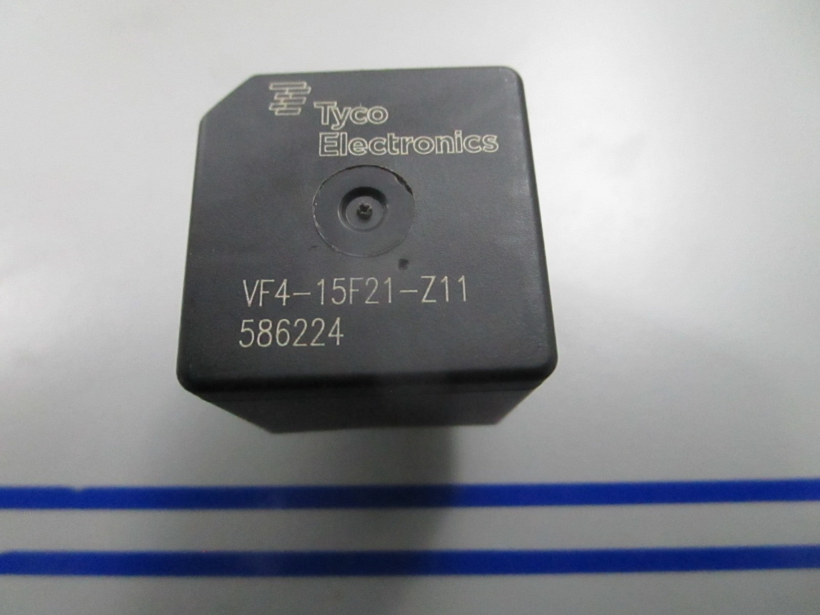 *NEW* 0810 EMP Relay 300-01561 Replaces: 586224
