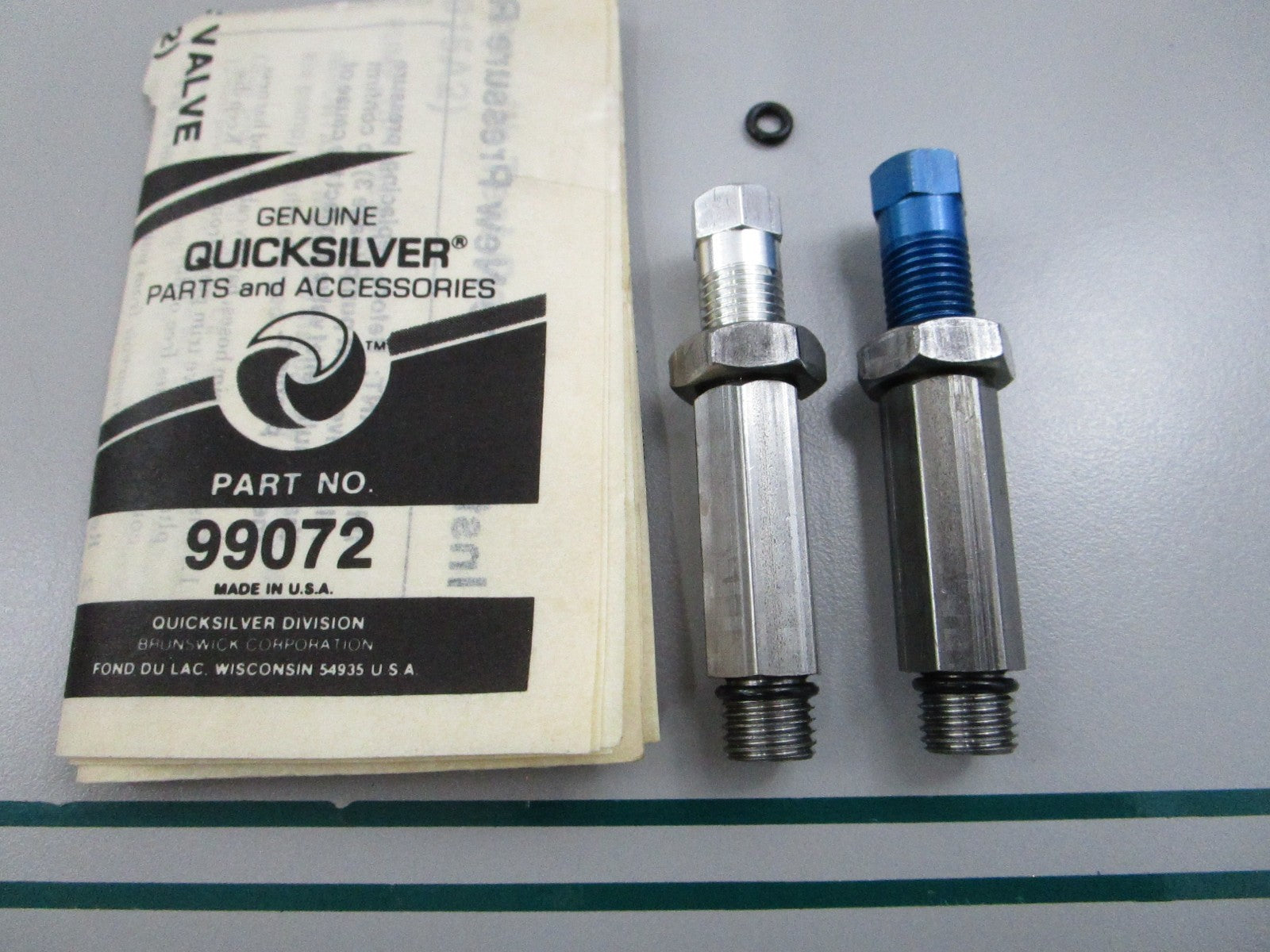 NEW OEM 99072 Mercury Quicksilver Valve Kit 0810