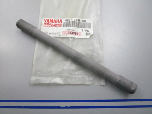 NEW OEM 4WM-12146-00-00 Yamaha Rocker Shaft 0810