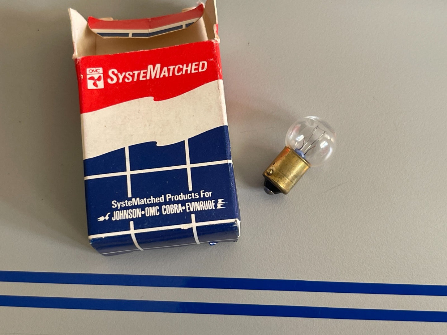 *NEW OEM* 0810 OMC Johnson Evinrude Lamp Bulb 319593 0319593