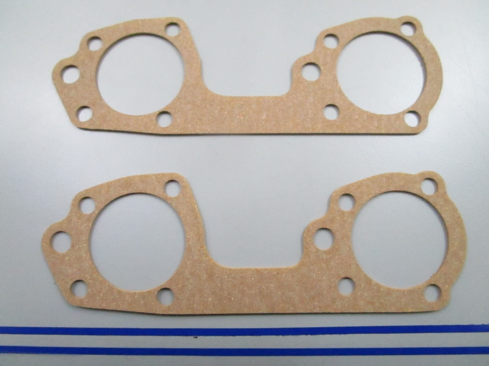 *NEW OEM* (LOT OF 2) 0810 OMC Johnson Evinrude Gasket 330910 0330910