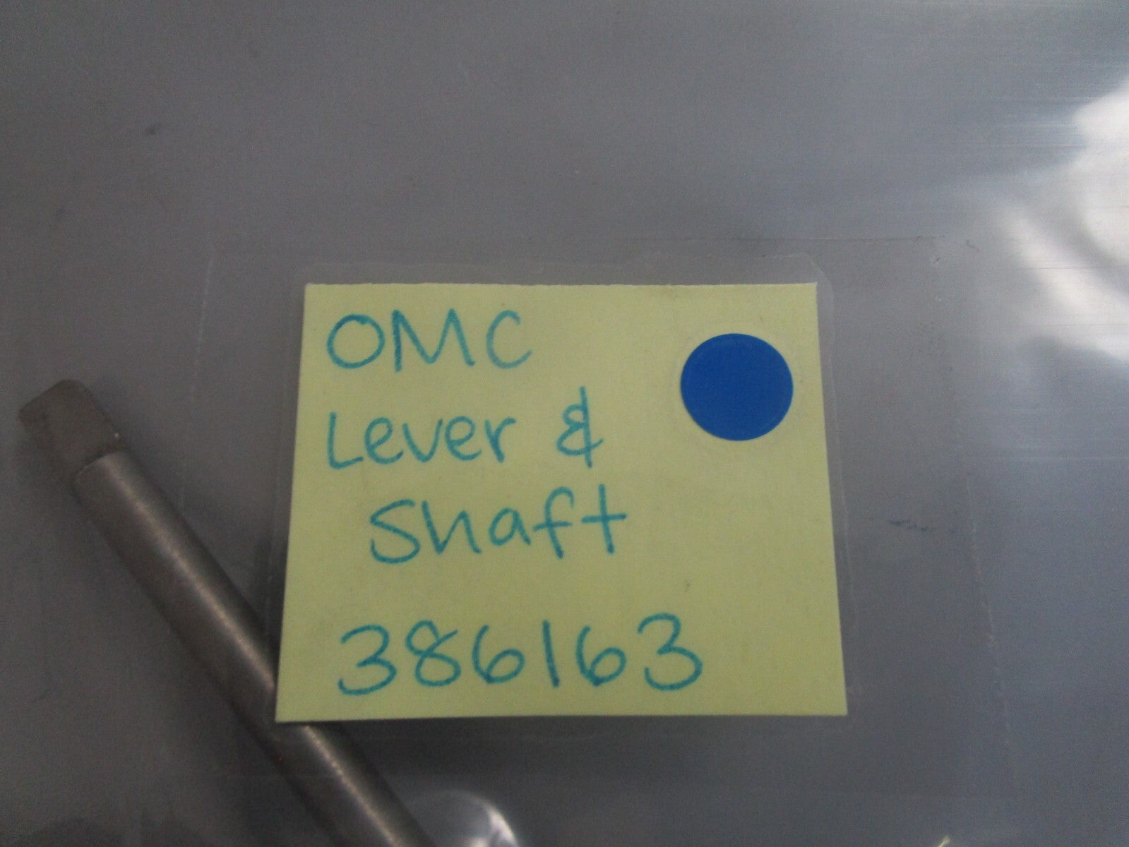 *NEW OEM* 0810 OMC Johnson Evinrude Lever & Shaft 386163 0386163