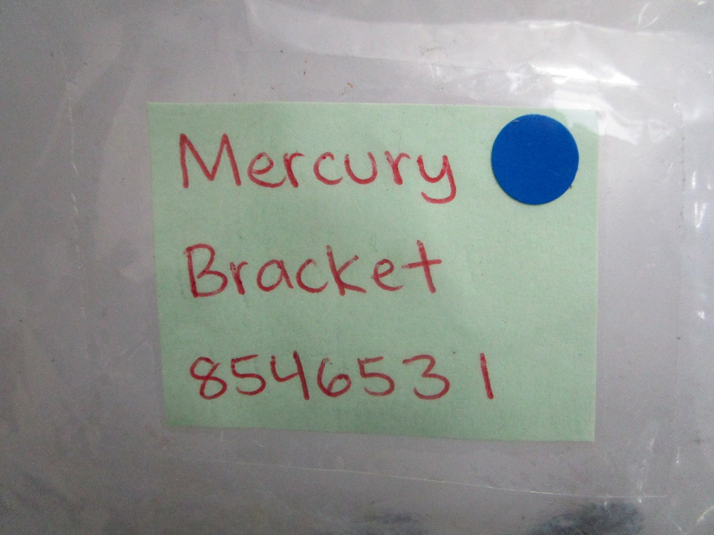 *NEW OEM* 0820 Mercury Quicksilver Bracket 8546531