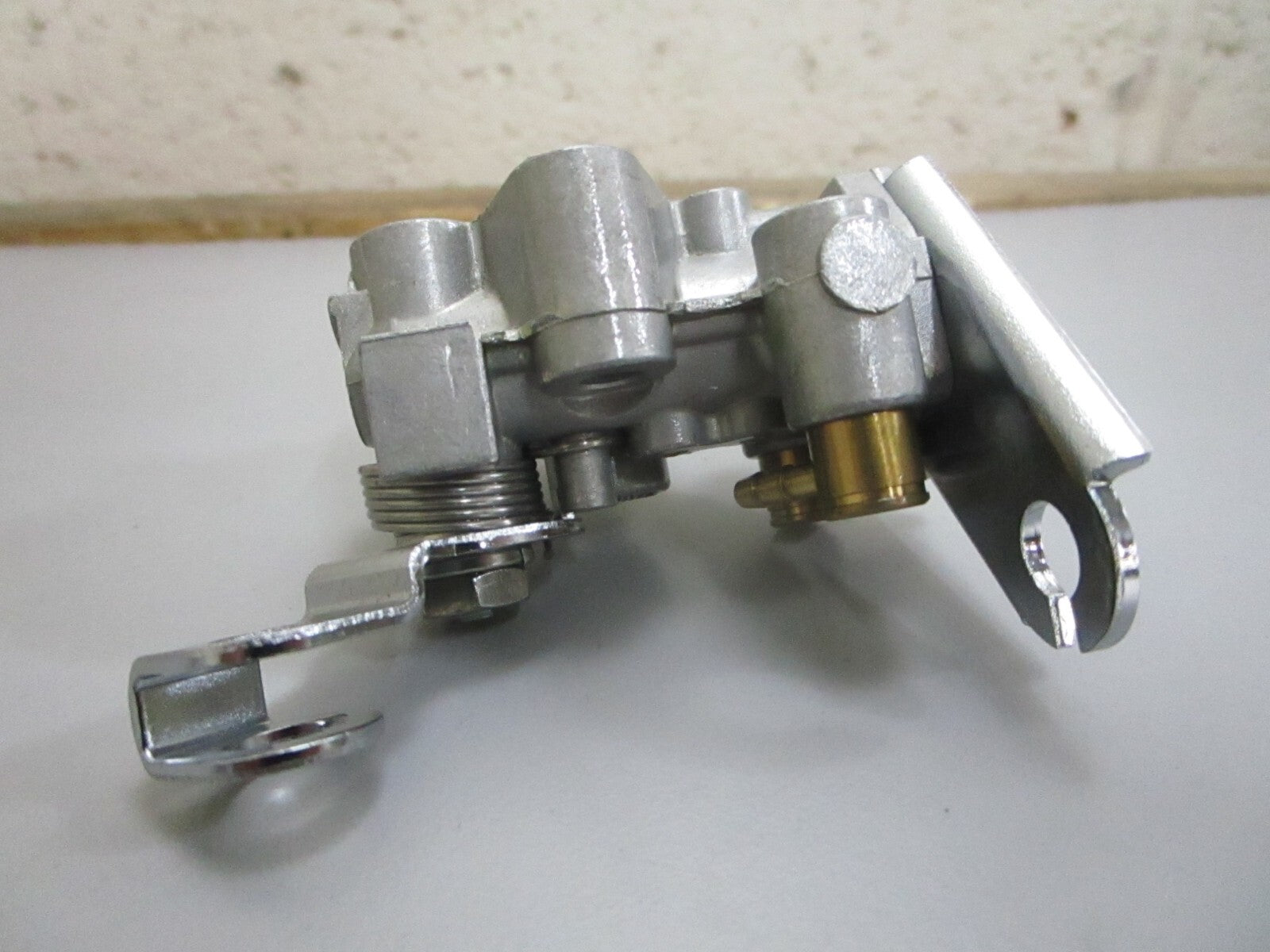 *NEW OEM* 0820 Arctic Cat Tigershark Oil Pump Ay 3008-435