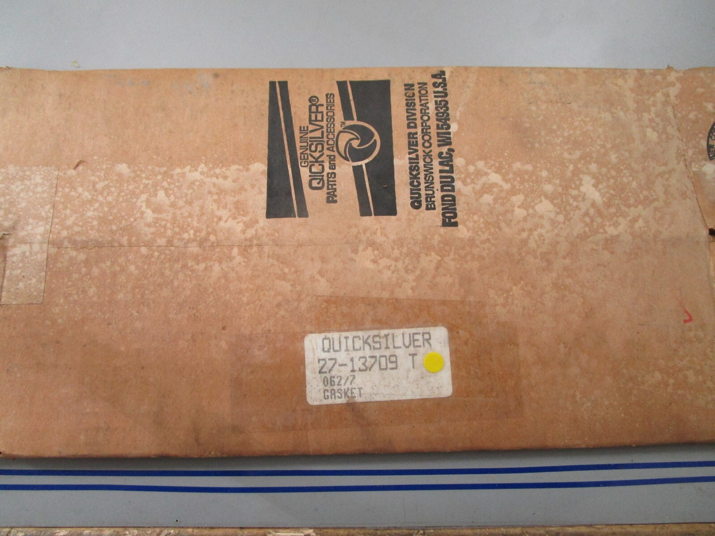 *NEW OEM* 0820 Mercury Quicksilver Gasket 27-13709T