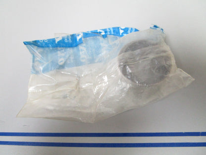 *NEW OEM* 0810 Volvo Penta Bushing 418250
