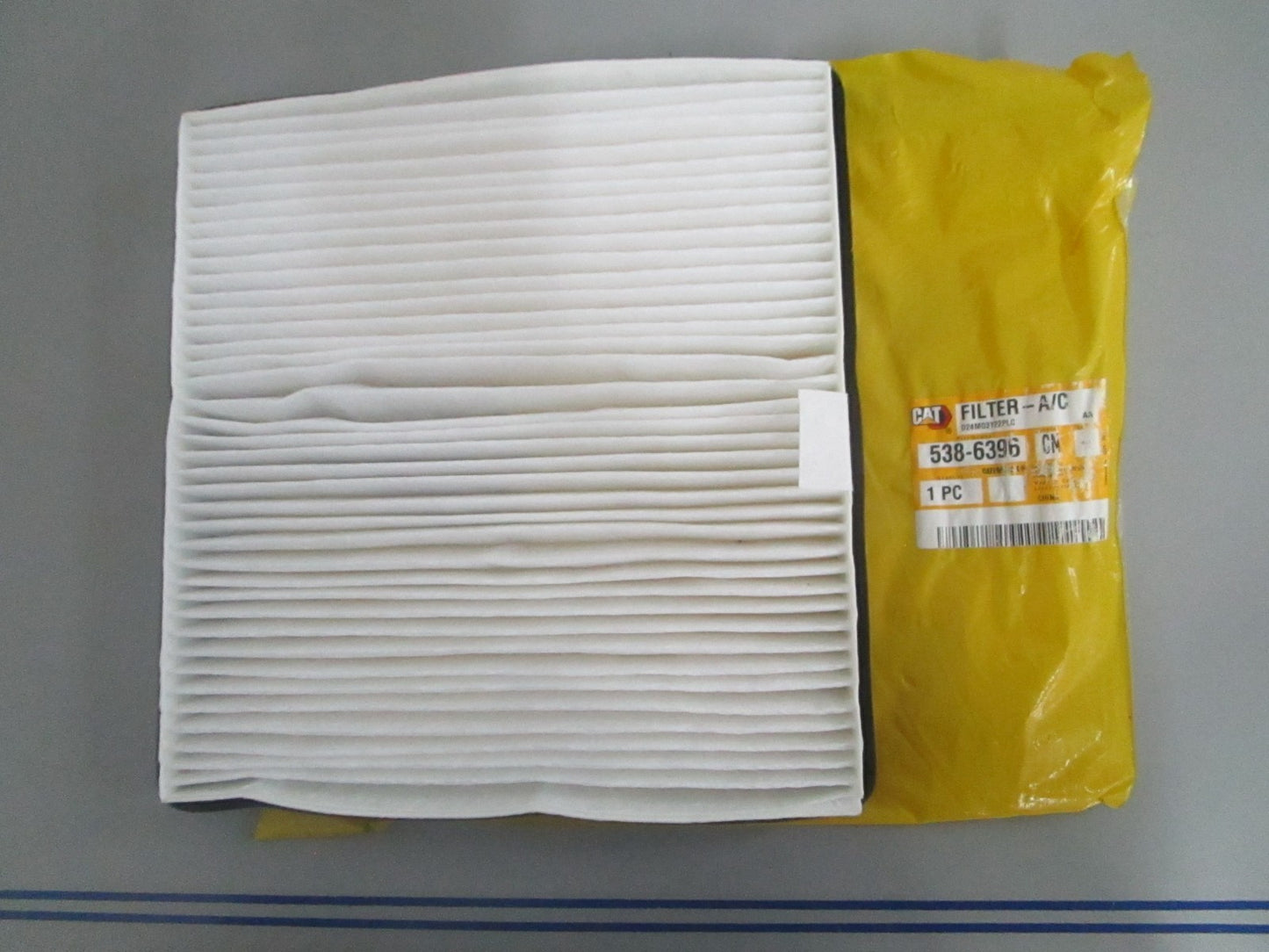 *NEW OEM* 0820 CAT A/C Filter 538-6396