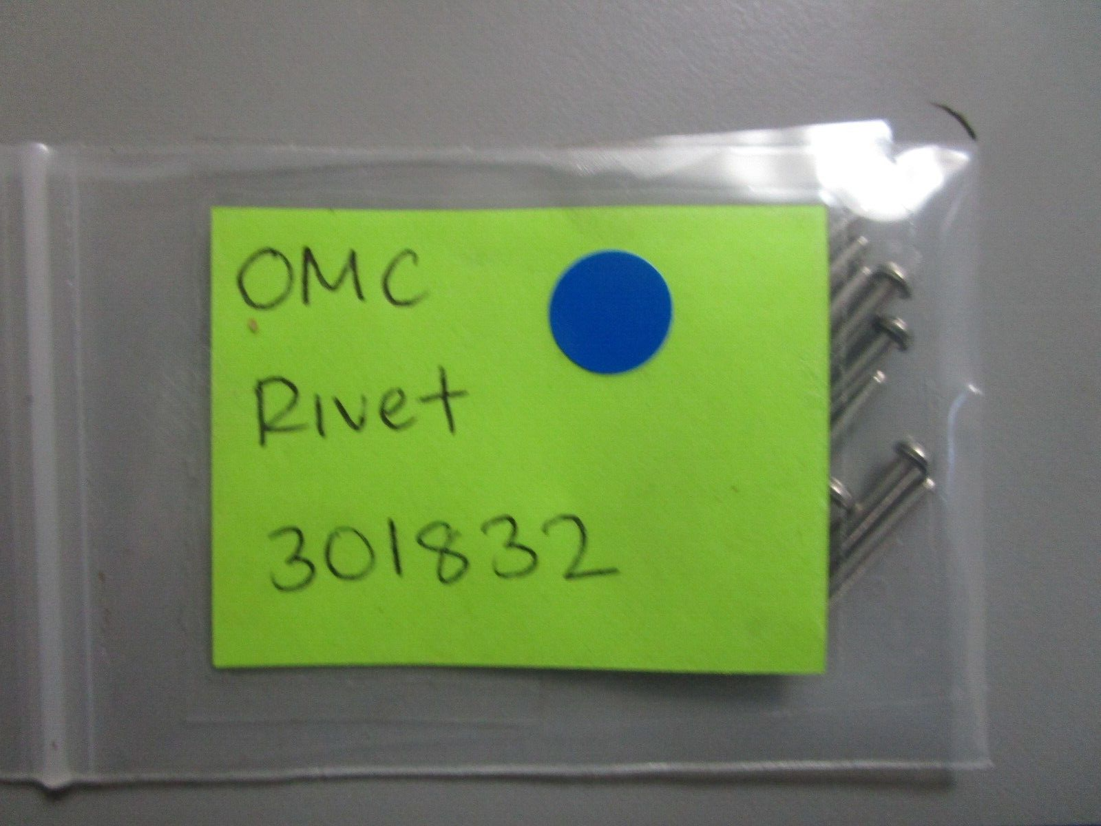 *NEW OEM* (LOT OF 10) 0770 OMC Johnson Evinrude Rivet 301832 0301832