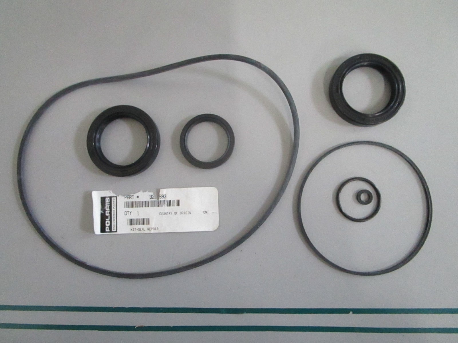 Polaris NEW OEM Front Gearcase Seal Repair Kit 3234593 Sportsman 800 6X6 NOS 082