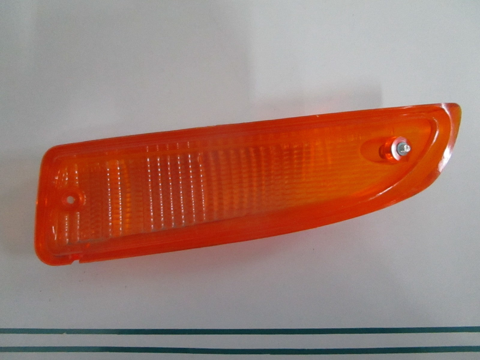 NEW OEM 0018266690 Bosch Mercedes Right Turn Lens 0820