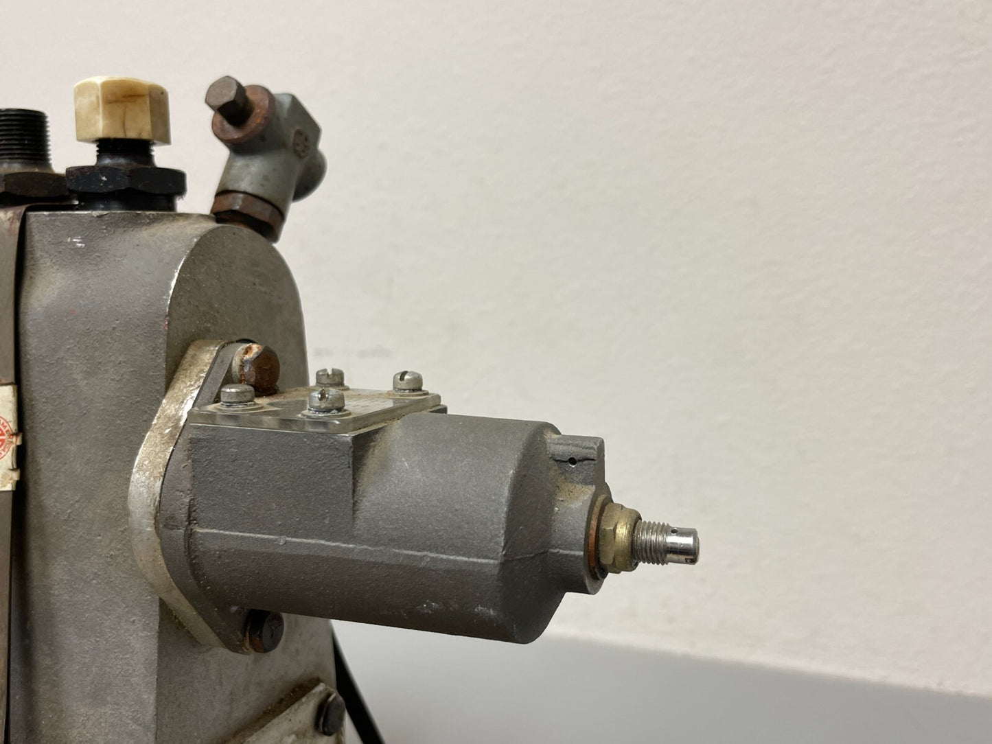 *OEM* 0720 Bosch Hampden Fuel Injection Pump APE 6BB-100Q-469SA 761151 A87040