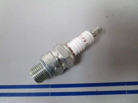 *NEW* 0810 Champion Spark Plug UL77V