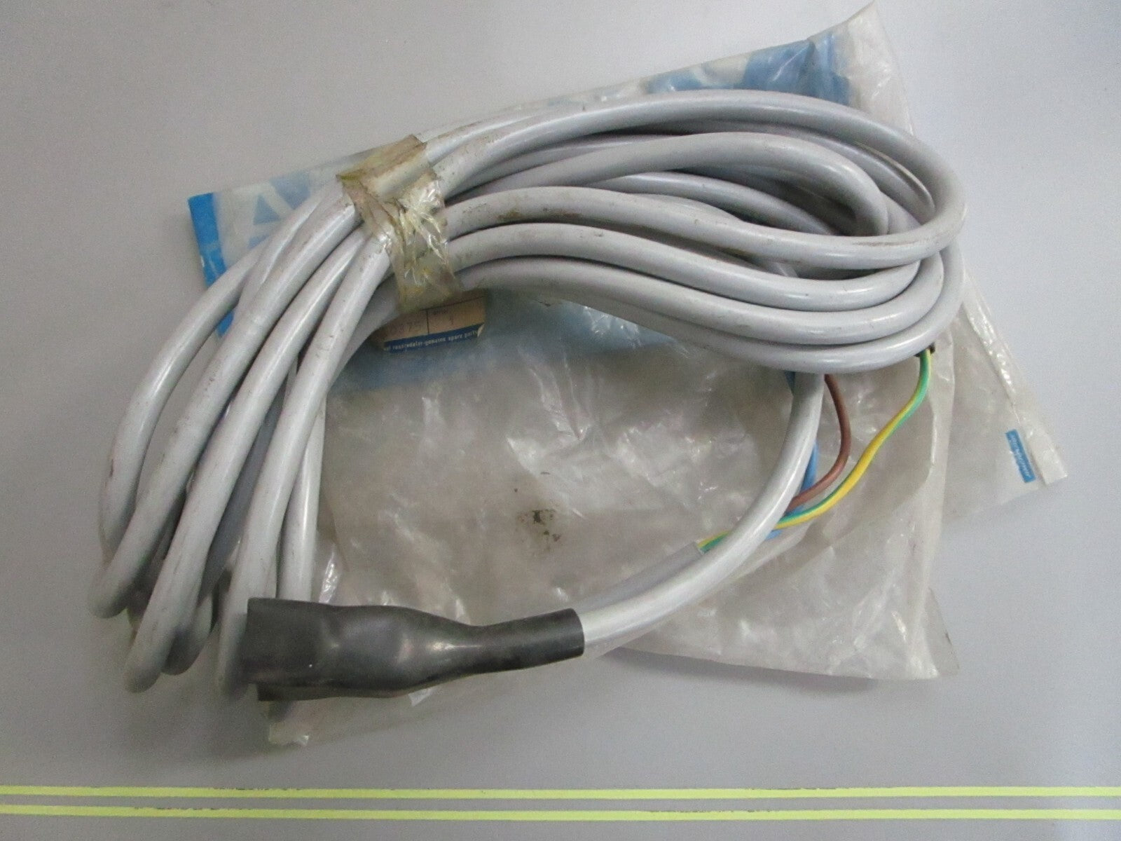 *NEW OEM* 0820 Volvo Penta Instrument Panel Trim Harness 850375