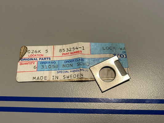 *NEW OEM* 0810 Volvo Penta Striker Plate 853254