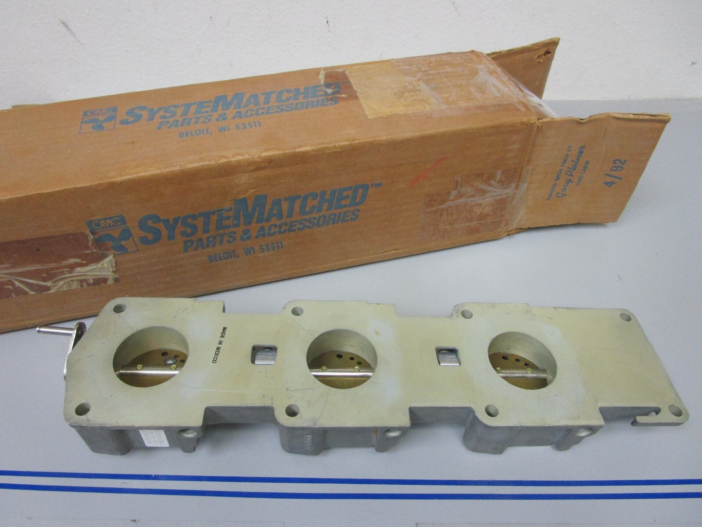 *NEW OEM* 0720 OMC Johnson Evinrude 91' - 94' 105 150 175 hp STBD Throttle Body