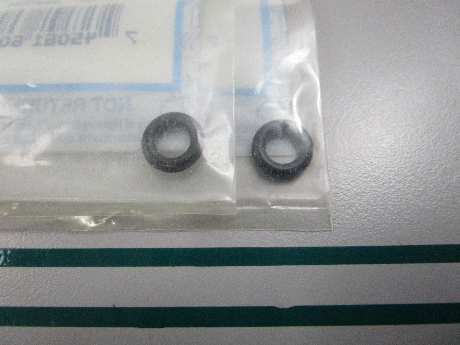 NEW OEM (LOT OF 2) 25-161772 Mercury Quicksilver O-Ring 0810