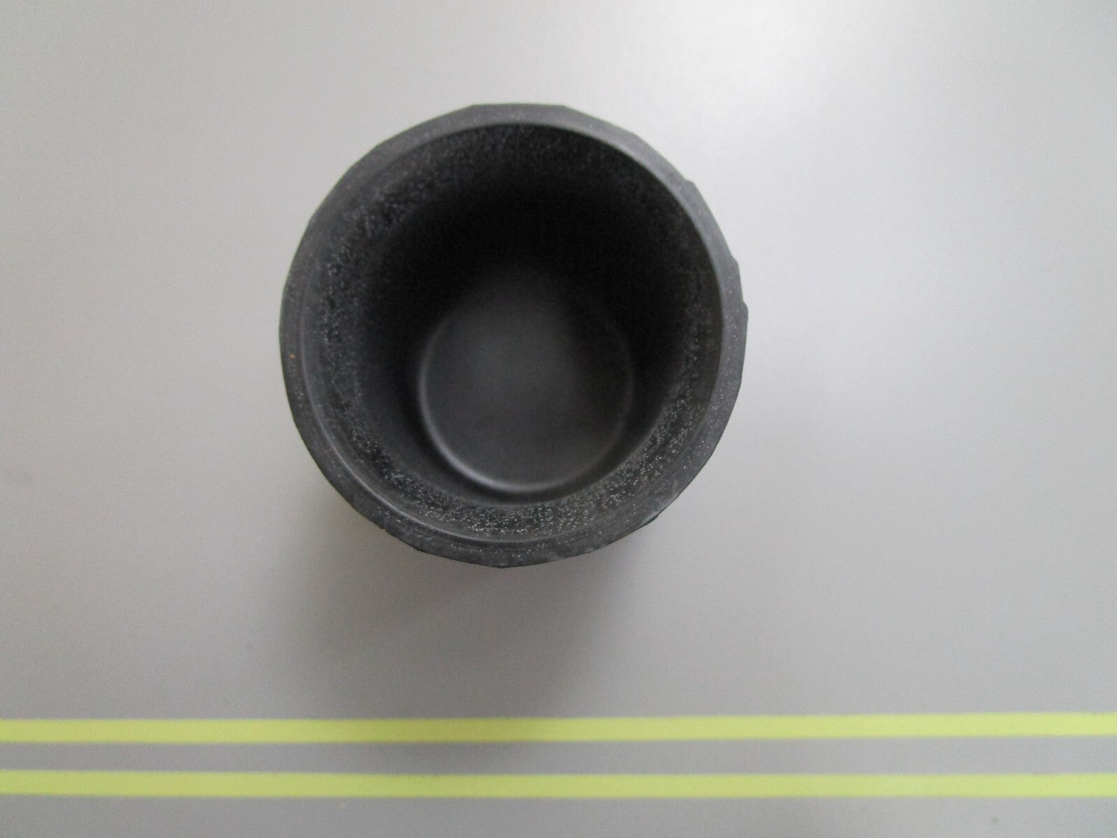 *NEW OEM* 0810 Mercury Quicksilver Drive Plug Cap 878991