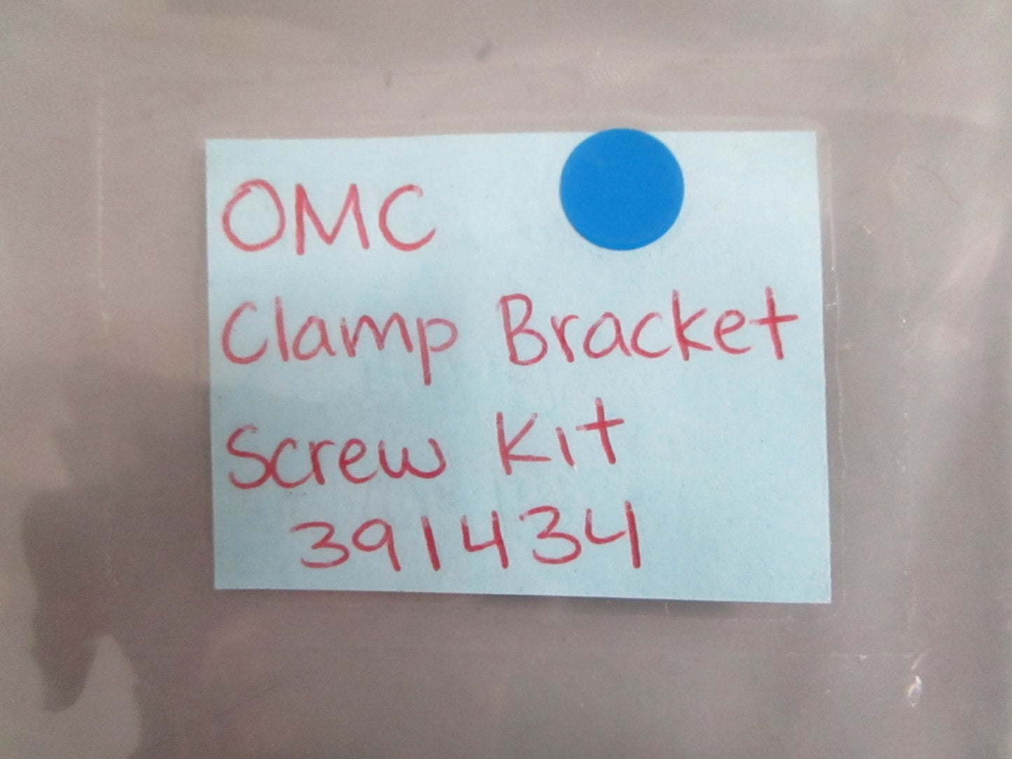 NEW OEM 391434 0391434 OMC Johnson Evinrude Clamp Bracket Screw Kit 0820