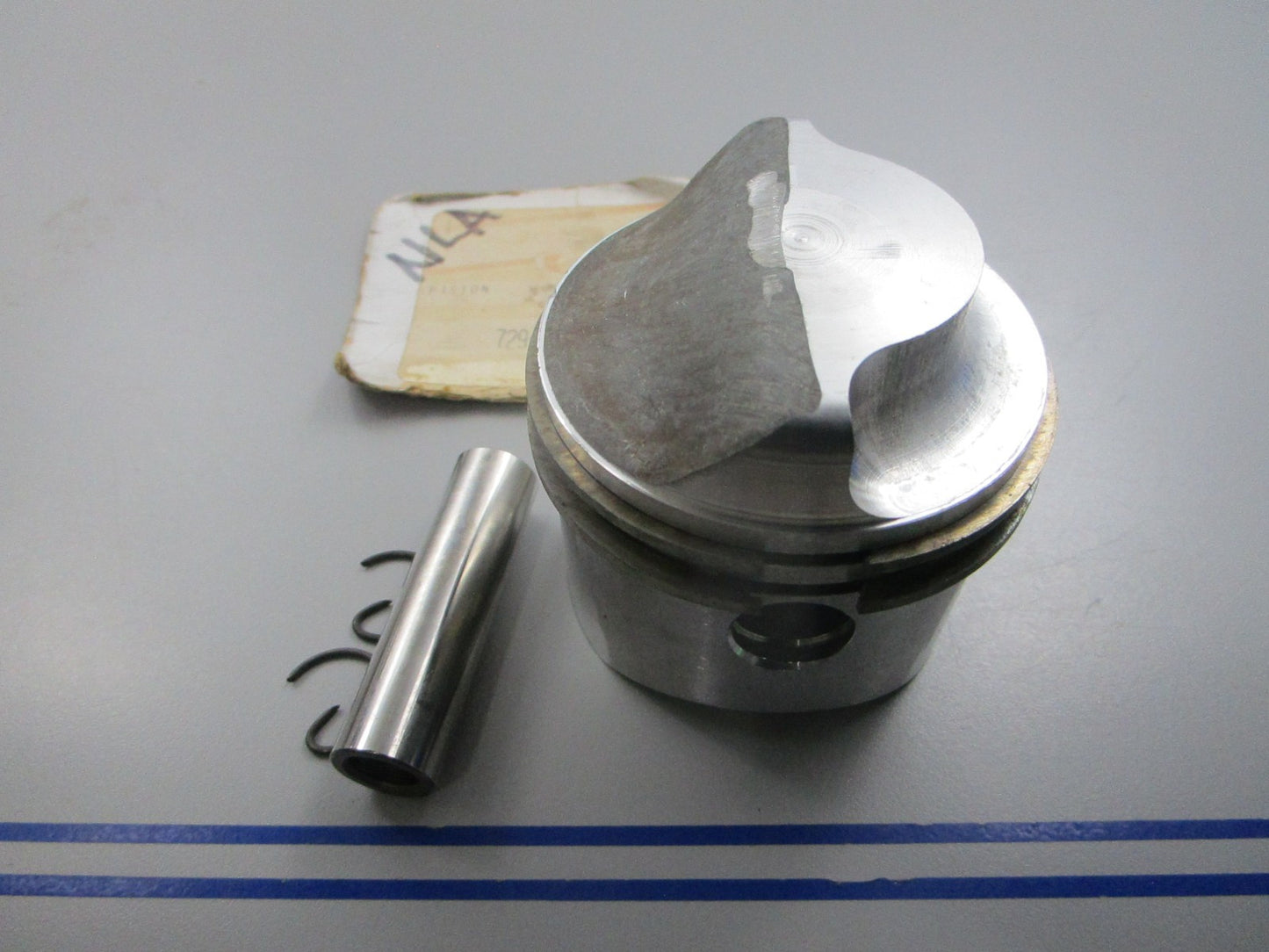 NEW OEM 729-1948A2 Mercury Quicksilver Piston Kit 0810