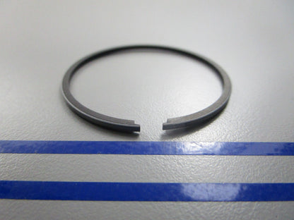 NEW OEM 12140-98401-050 Suzuki Piston Ring Set 0810