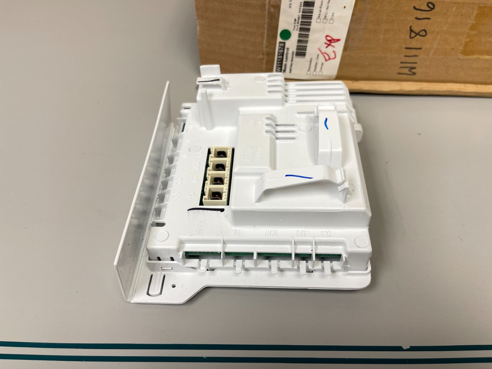 Whirlpool NEW OEM Electronic Control Board W11181678 Washer Dryer Combo 0720