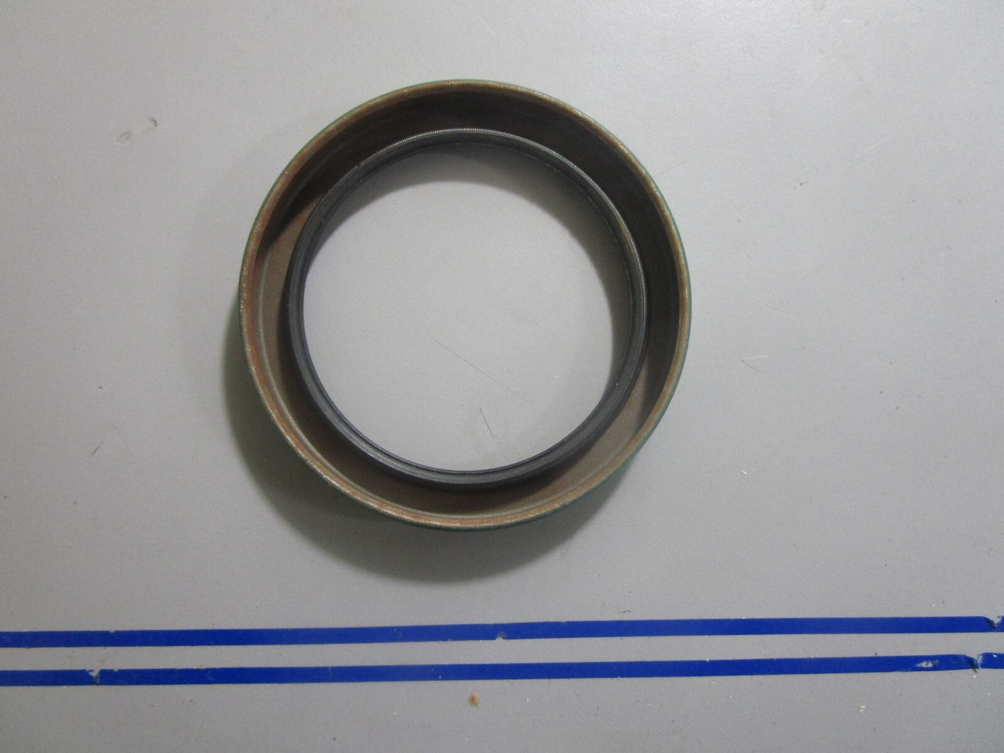 *NEW OEM* 0810 Mercury Quicksilver Seal 26-8219471