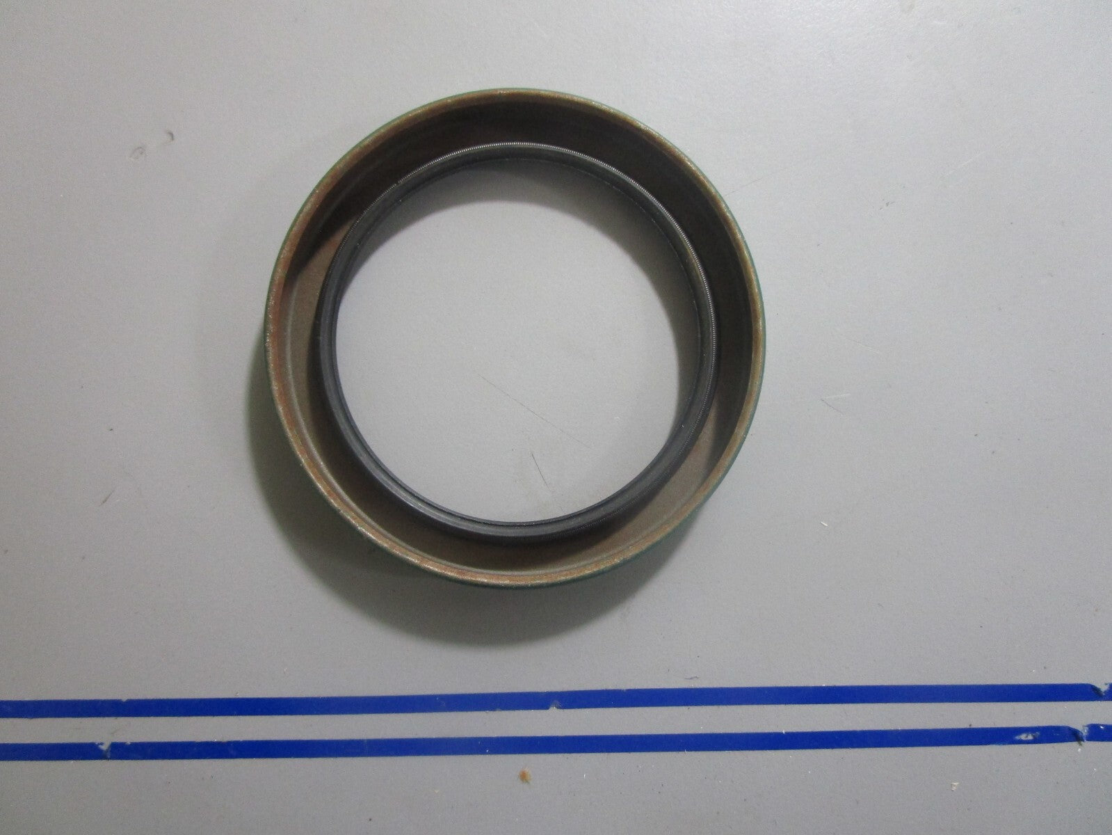 *NEW OEM* 0810 Mercury Quicksilver Seal 26-8219471