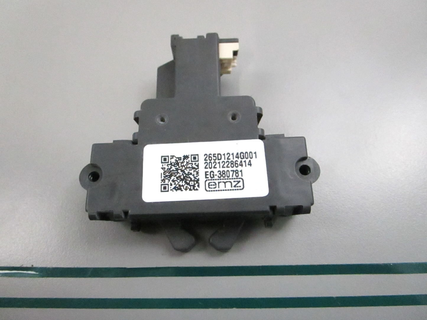 GE NEW OEM Dishwasher Door Latch Switch Assy WD21X10490 CDT GDF NOS 0810