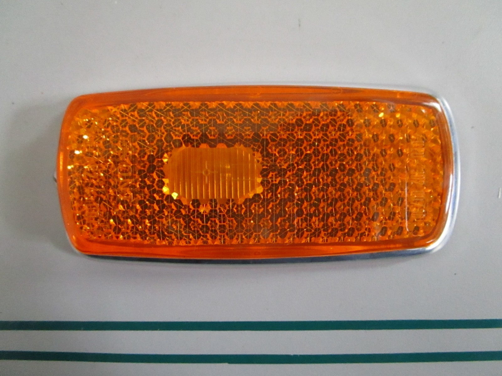 NEW OEM 0008261457 Mercedes-Benz Front Amber Lens 0820