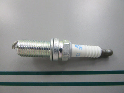 NEW ILFR6G-E NGK Spark Plug 0810