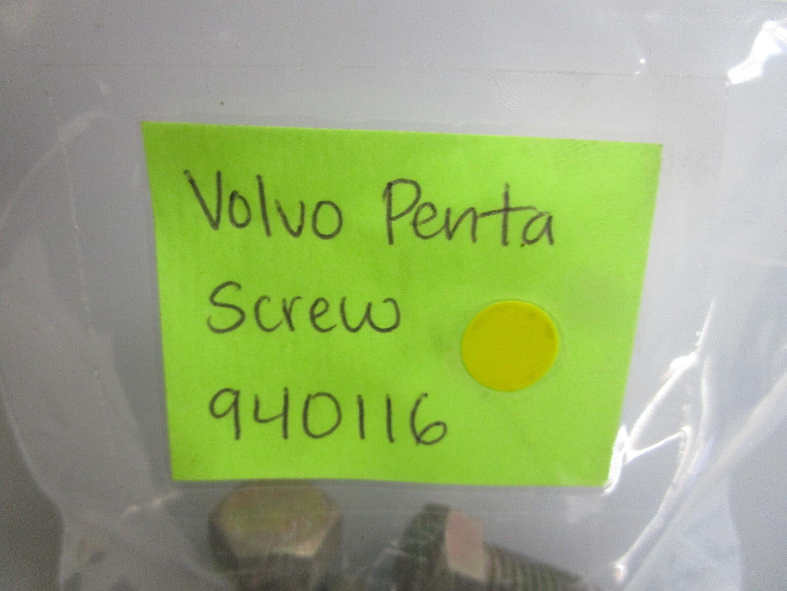 *NEW OEM* 0810 Volvo Penta Screw 940116