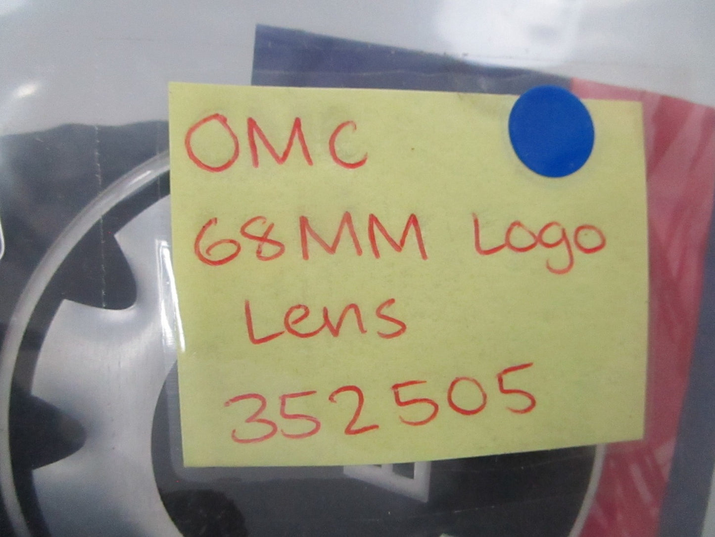 *NEW OEM* 0810 OMC Johnson Evinrude 68MM Logo Lens 352505 0352505