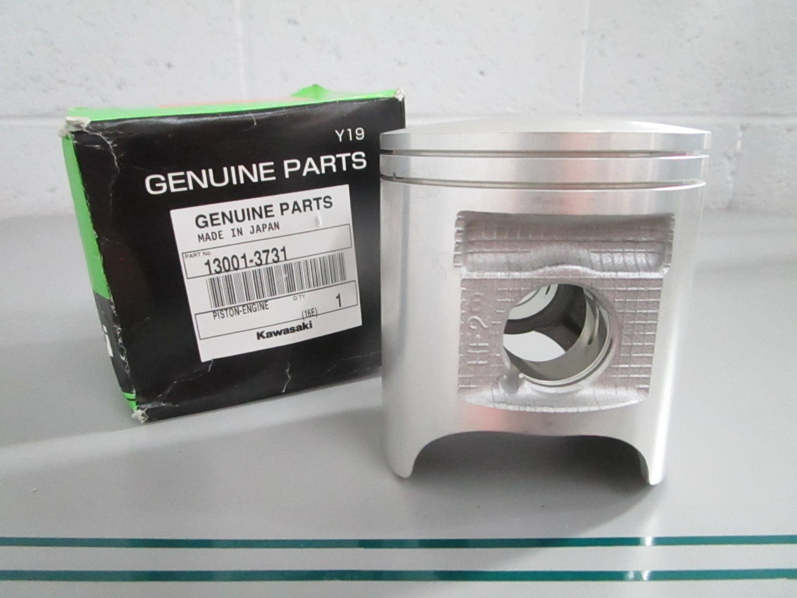 NEW OEM 13001-3731 Kawasaki Engine Piston 0820